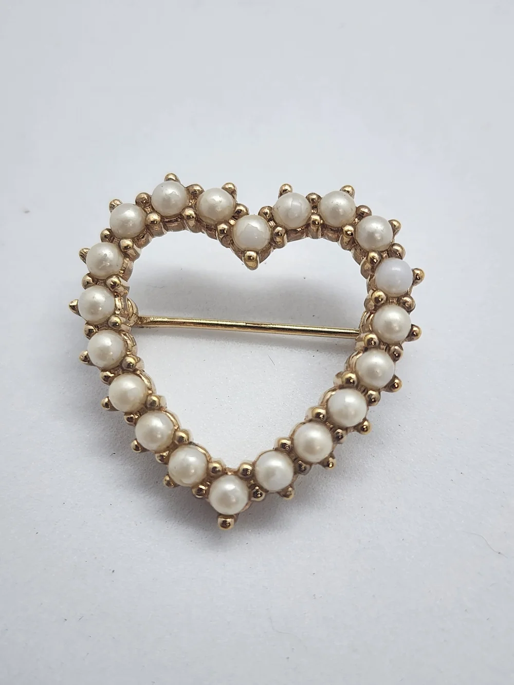 ✨️ 5 For 25 ✨️Gold Pearl Heart Brooch - Classic Women's Jewelry